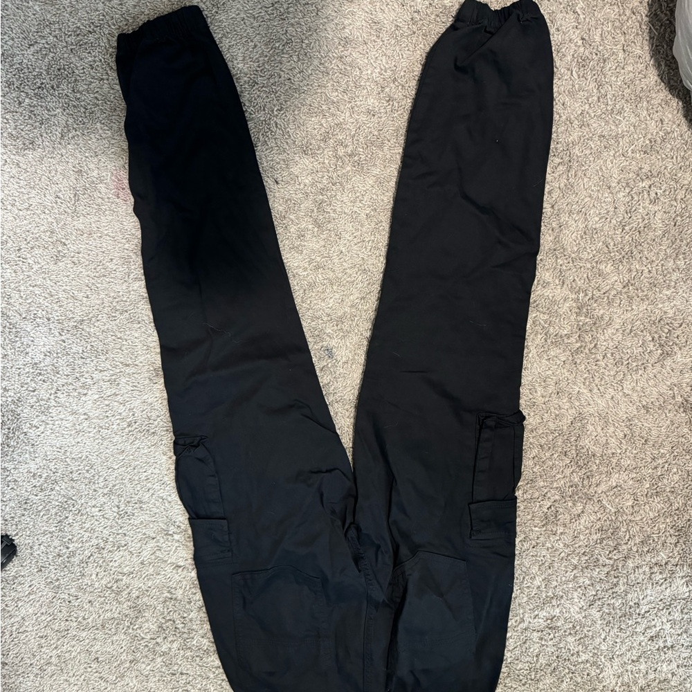 Cargo pants size small. American bazi brand. Tags are off but never worn.
